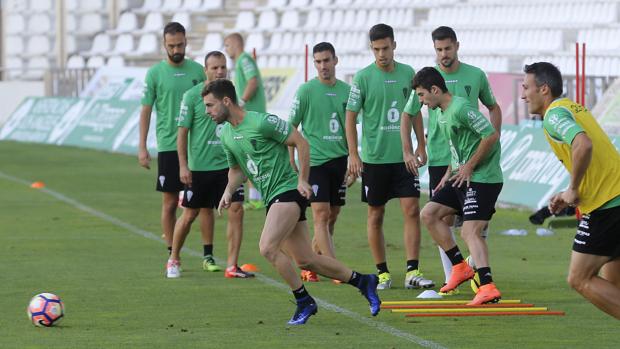 Rodri, en el entrenamiento de este jueves en el estadio