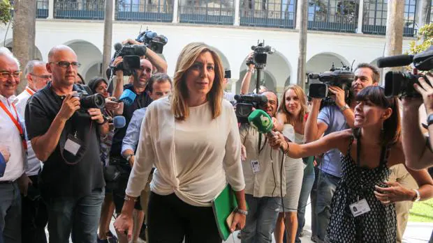 La presidenta de la Junta Susana Díaz, ayer en el Parlamento andaluz