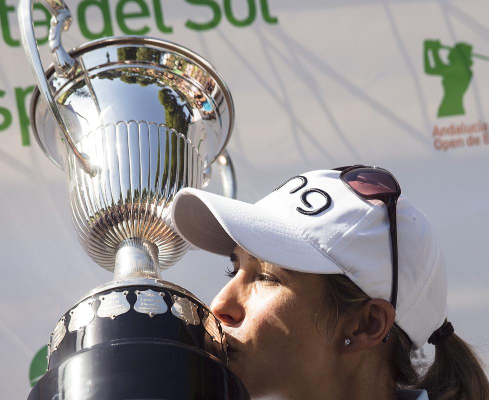 Azahara Muñoz tras vencer el torneo