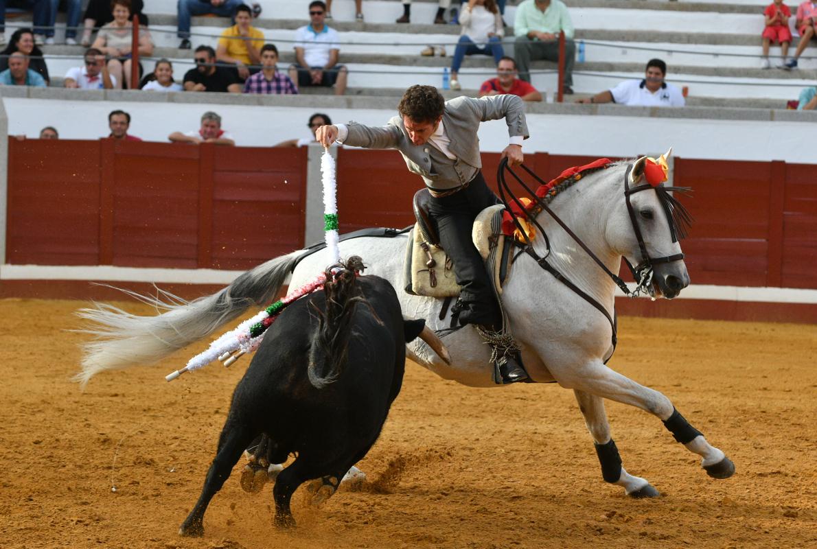 Lea Vinces abre la puerta grande de Los Llanos en la última de la feria de Pozoblanco