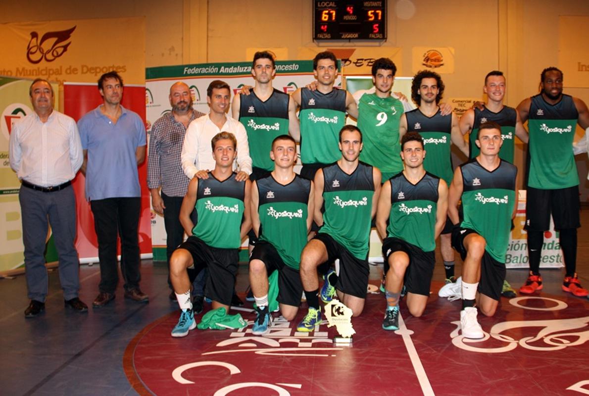 La plantilla del Cordobasket, tras ganar la Copa Diputación