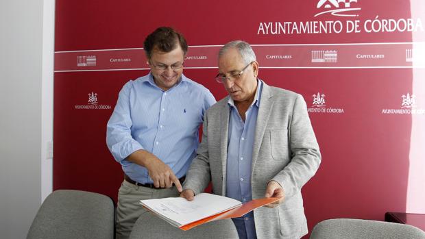 David Dorado (izquierda) y José Luis Vilches, en una rueda de prensa de Ciudadanos