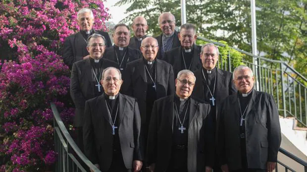 Los obispos, durante su asamblea en Córdoba