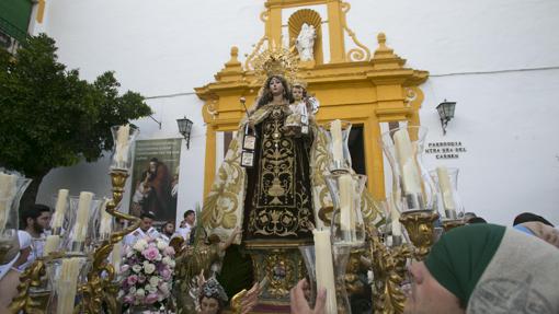 Virgen del Carmen de Puerta Nueva, durante su procesión