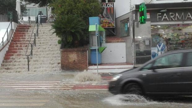 Las fuertes lluvias colapsaron varios puntos de Marbella