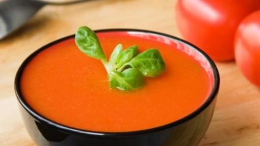 Escudilla con un gazpacho