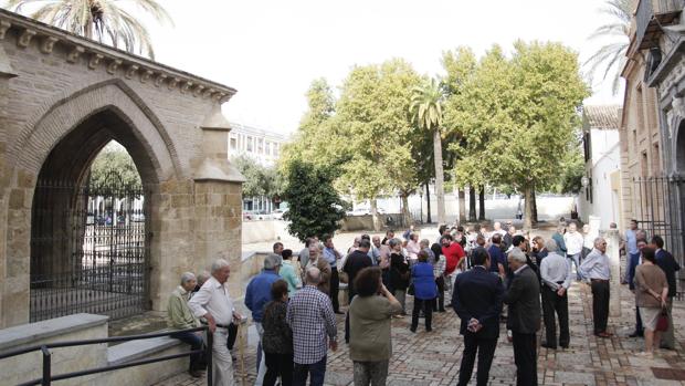 El juez anula el acuerdo del Ayuntamiento de Córdoba para hacerse con la plaza de la iglesia de la Fuensanta