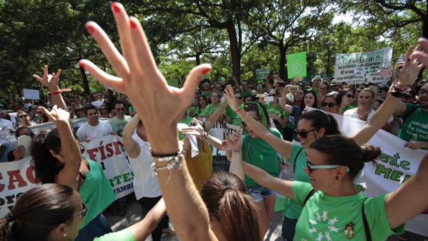 Concentración de protesta de profesores interinos ABC