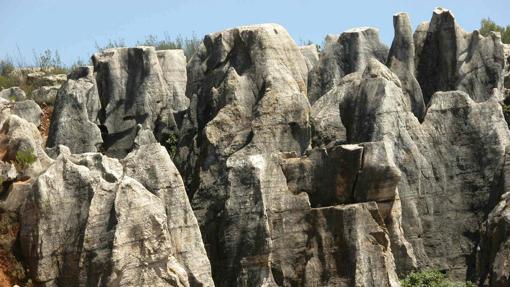 Imagen del paisaje kárstico del Cerro del Hierro