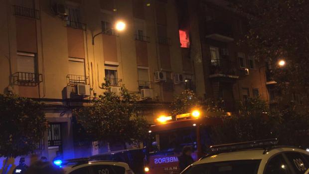 Un incendio arrasa una vivienda en Huerta de la Reina