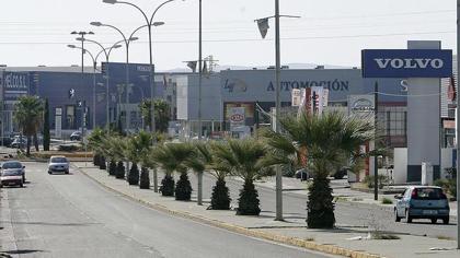 Imagen de la entrada al polígono de Las Quemadas