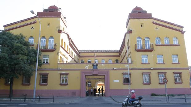 Fachada de la comisaría de Campo Madre de Dios