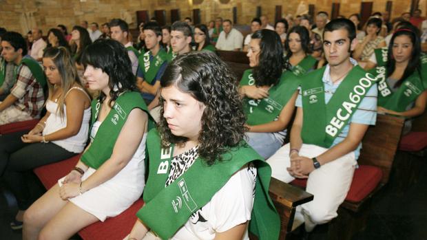 Alumnos de un curso pasado que lograron la beca 6000