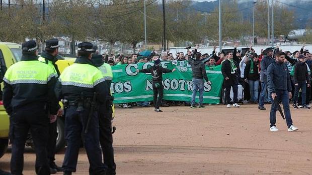 Imagen de la maniifestación de la afición del Córdoba CF de marzo de 2014