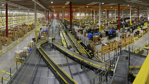 Imagen del centro logístico de Amazon en San Fernando de Henares (Madrid)