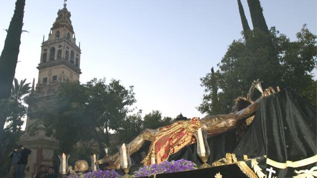 Cuando el Cristo del Remedio de Ánimas de Córdoba vio la luz del sol