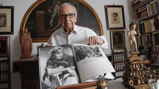 Pablo García Baena, en su casa de Córdoba