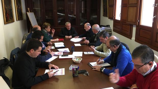 Reunión entre el Cabildo Catedral y la Agrupación de Cofradías