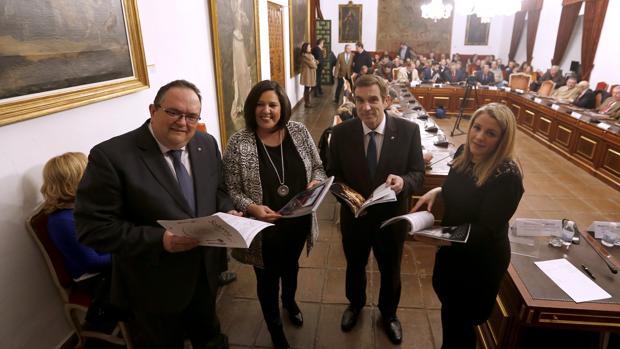 Presentación de la revista «Córdoba Cofrade»