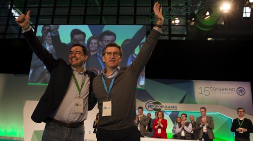 Juanma Moreno, junto al presidente gallego Alberto Núñez Feijóo