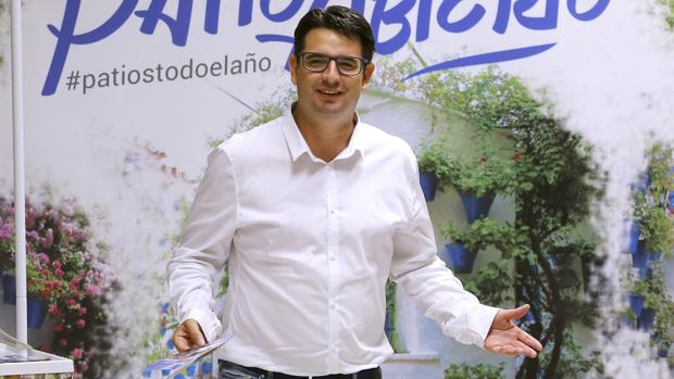 El espectáculo de Pedro García, concejal de Turismo de Córdoba