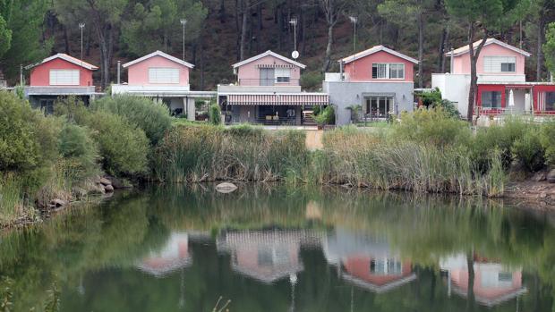 Viviendas en la urbanización de Las Jaras