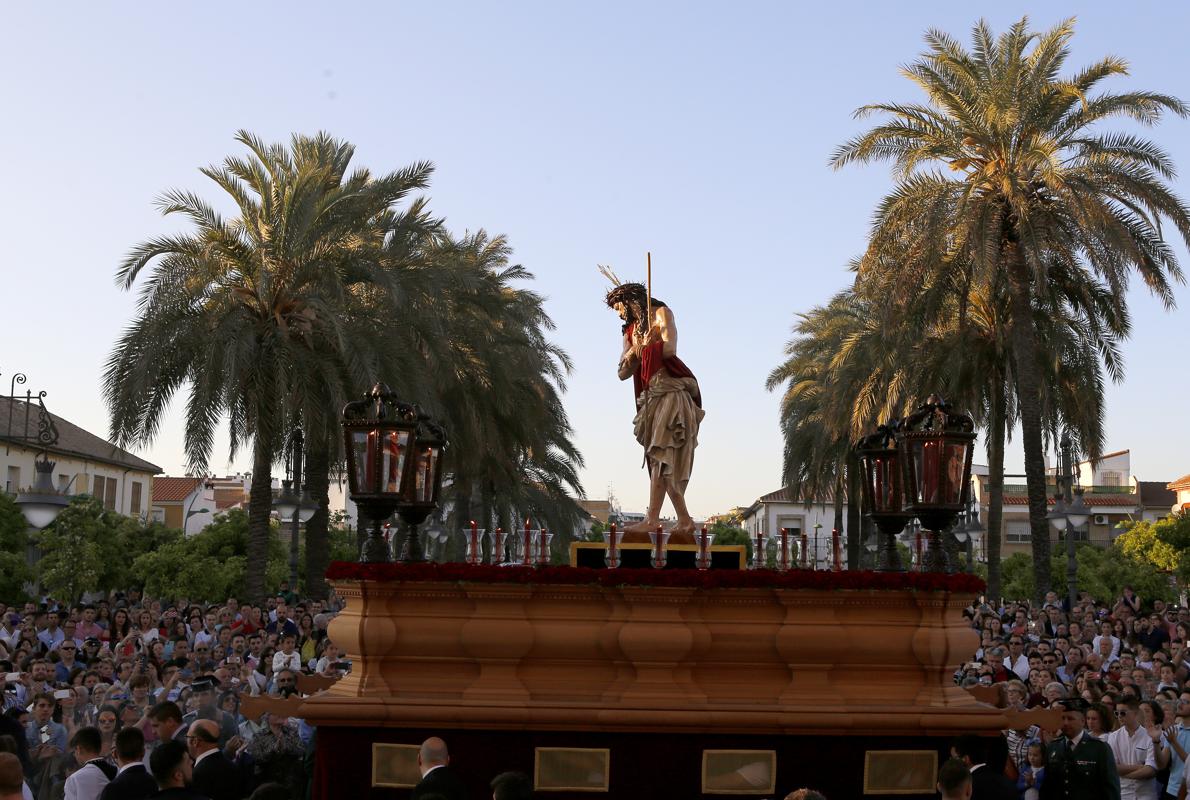 Presentación al Pueblo, durante su procesión