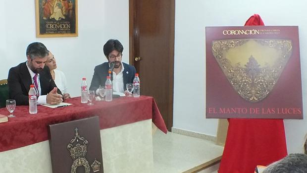 Presentación del manto que lucirá la Morenita de El Carpio en su coronación