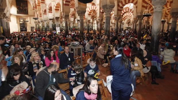 Encuentro de la Escuela Católica celebrado en 2014 en la Catedral, con motivo de su 775 aniversario