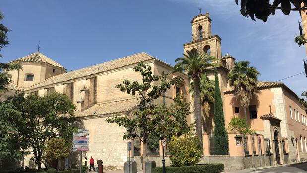 Iglesia convenutal de Madre de Dios, en Lucena