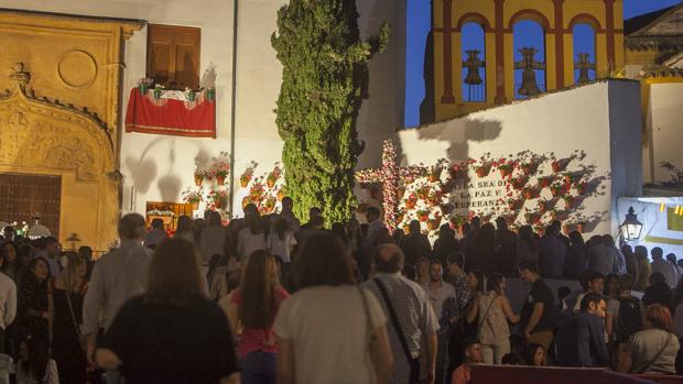 Ambiente el Bailío durante las Cruces de Mayo de Córdoba