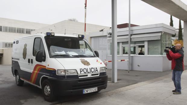 La Policía Nacional de Granada investiga el suceso