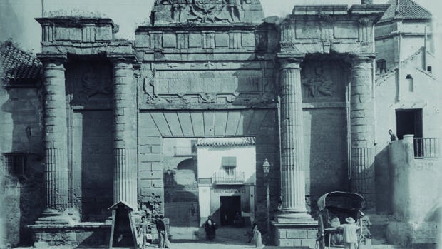 La Puerta del Puente, en 1896