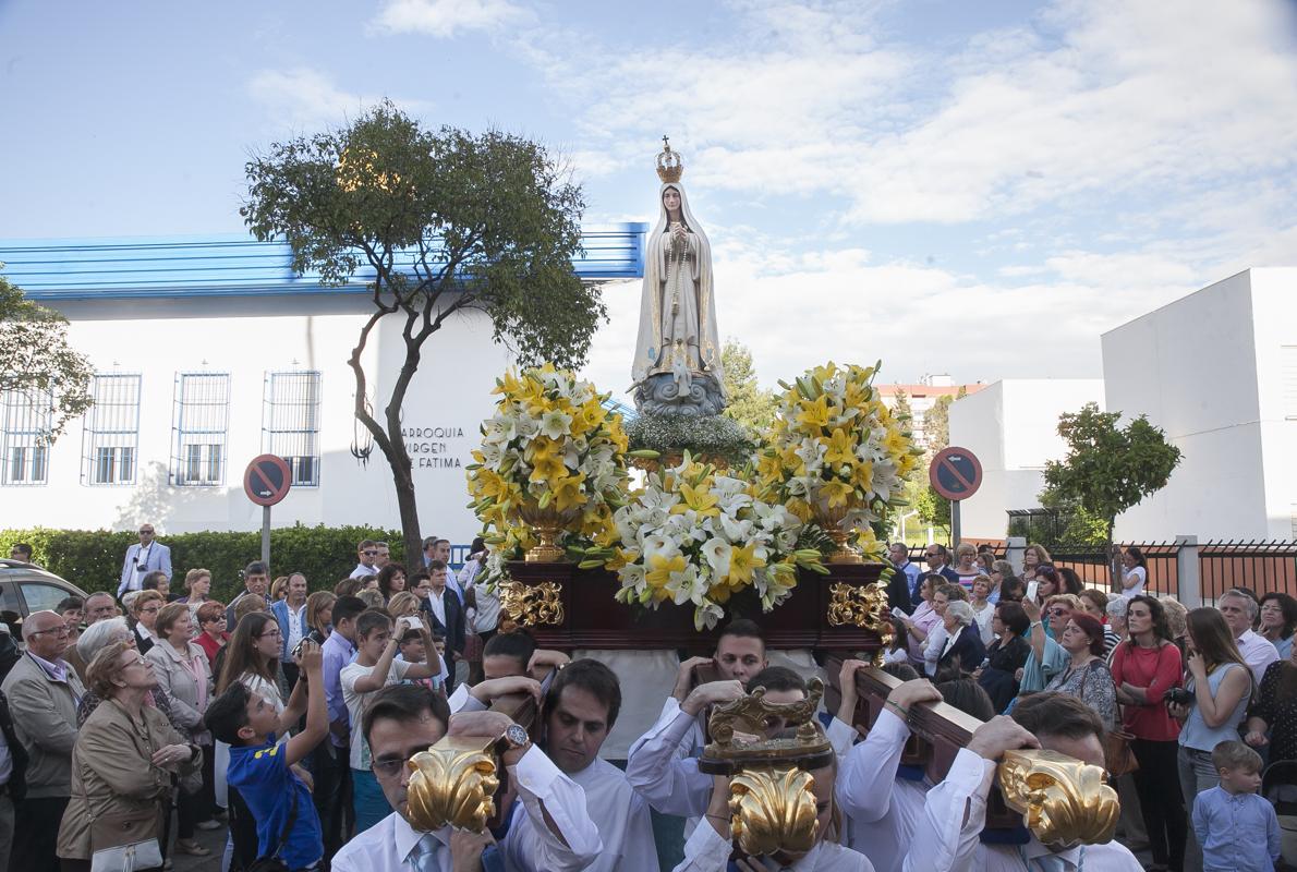 Fátima, en procesión