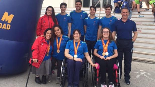 El equipo de natación y natación adaptada de la UCO en Murcia