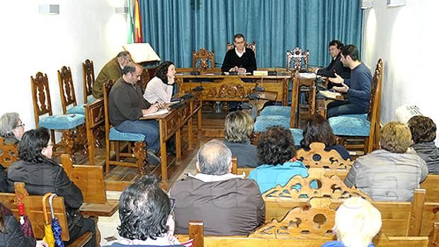 Pleno del Ayuntamiento de Castro del Río en una sesión