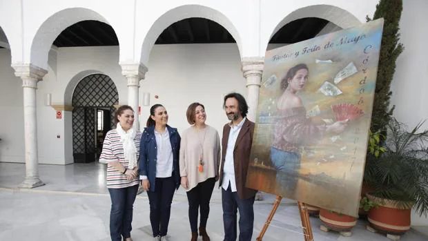 El autor de la pintura, Rafael Cervantes, junto a la alcaldesa, Isabel Ambrosio (PSOE)