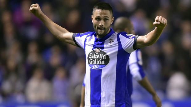 El delantero del Deportivo y excordobesista, Florin Andone