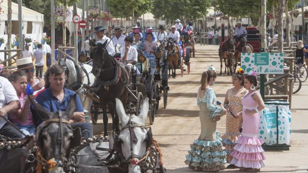 El mundo del caballo tilda la Feria de «magnífica» ante el aumento de jinetes, amazonas y enganches