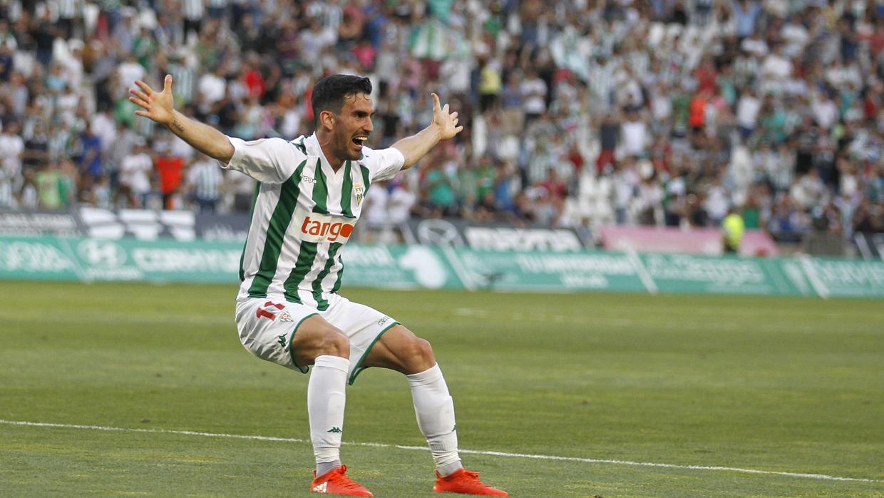 Alejandro Alfaro, centrocampista del Córdoba CF