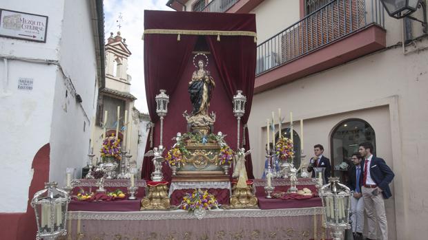 Los altares dan vida al Corpus Christi de Córdoba