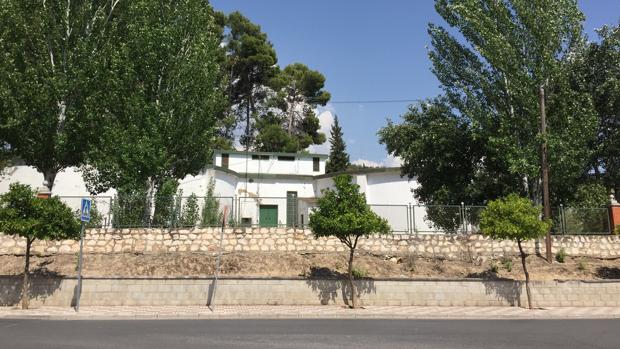 Depósitos donde se almacena el agua que abastece a Cabra