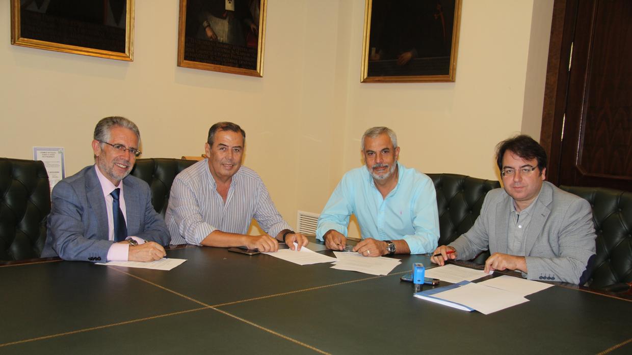 Firma de la prórroga del contrato de Rabanales Plaza