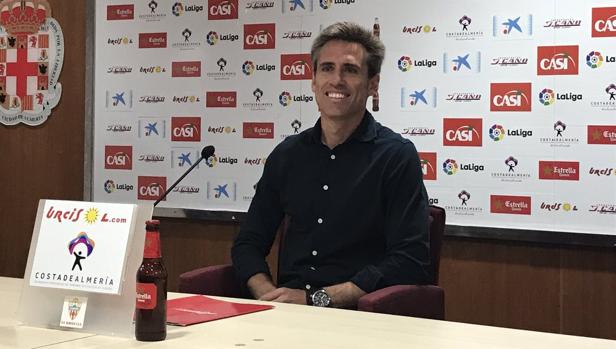 Corona, director deportivo del Almería: «Queremos contar con Josema»