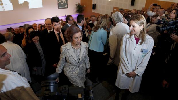 La Reina Doña Sofía, en una visita al hospital que lleva su nombre en Córdoba