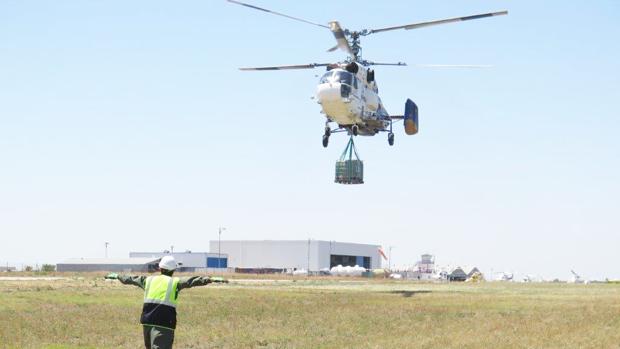 La firma cordobesa Faasa forma en pilotaje de helicóptero a la Policía de Shangai