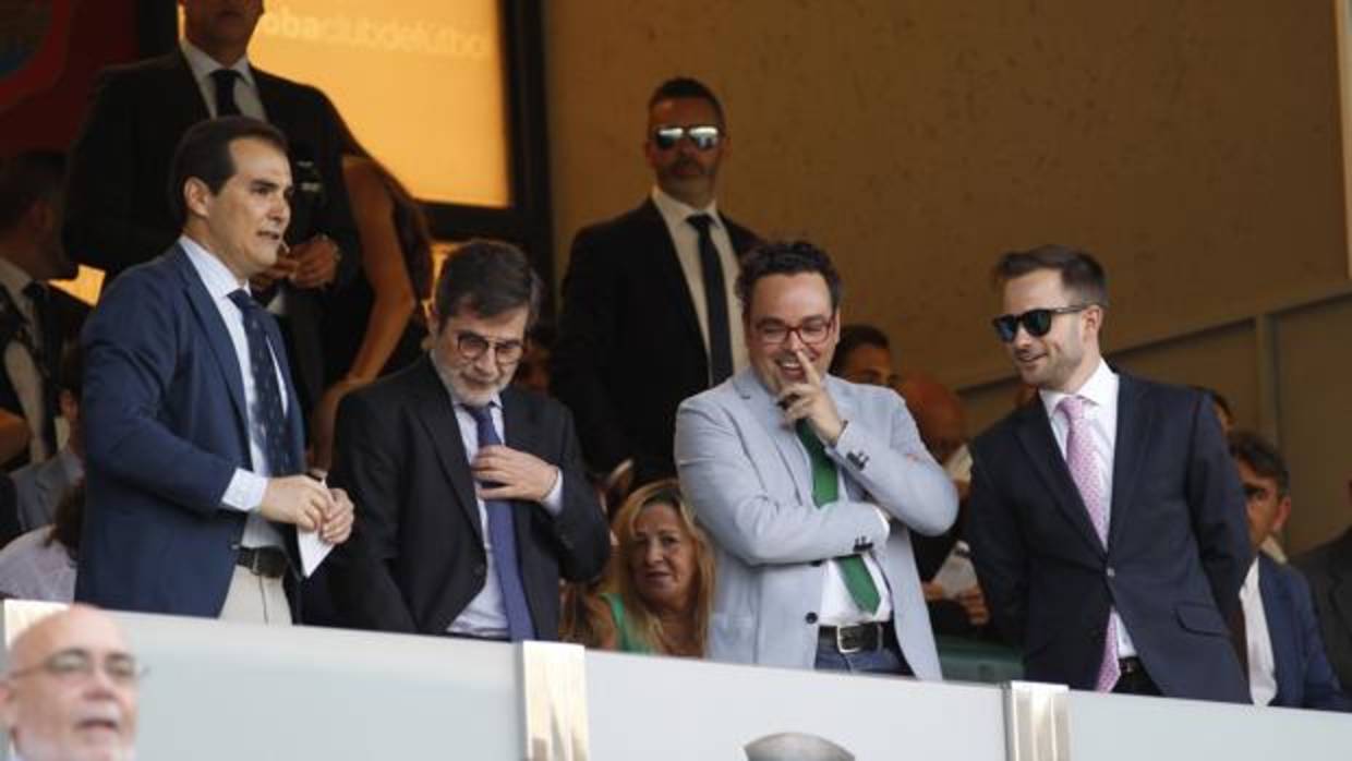 González, en el palco