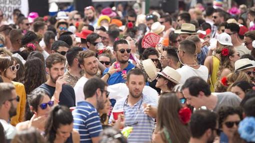 ¿Dónde hacen botellón ahora los jóvenes en Andalucía?