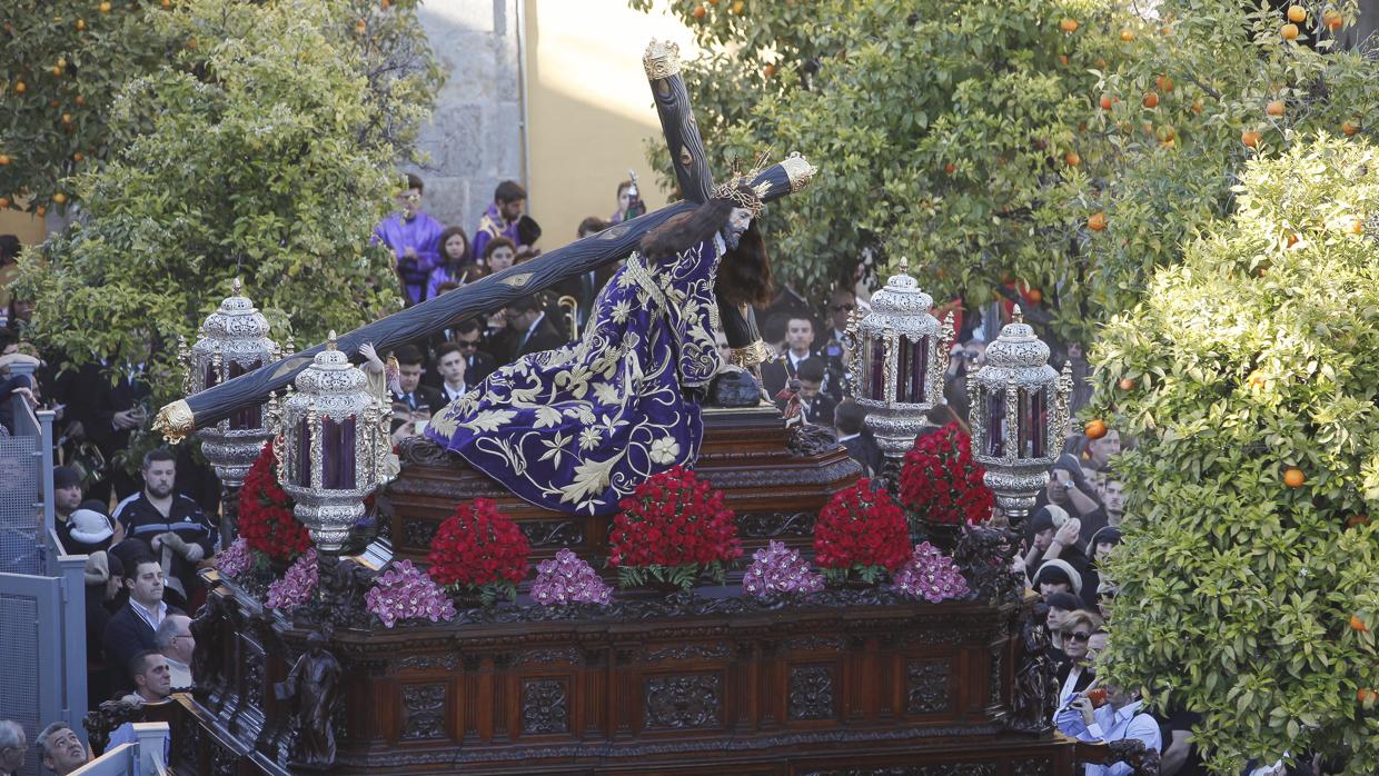 Paso del Caído de San Cayetano