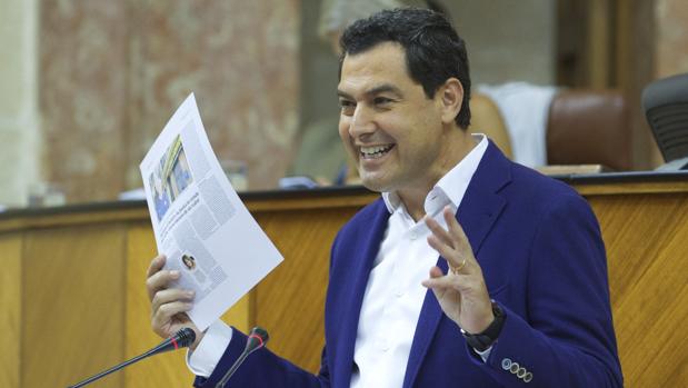 El presidente del PP andaluz, Juanma Moreno, este miércoles en el Parlamento